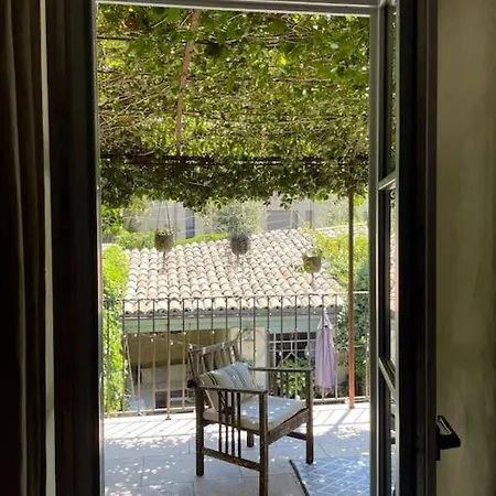 Maison De Au Centre Historique D’uzès *