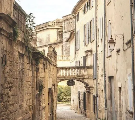 Maison De Au Centre Historique D'uzes Дом отдыха Юзес