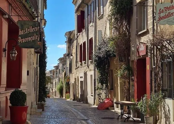 Дом отдыха Maison De Au Centre Historique D'uzes Юзес