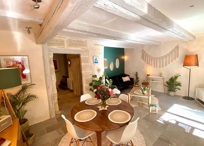 Maison De Au Centre Historique D'uzes Дом отдыха Юзес